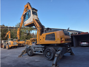 Waste/ Industry handler LIEBHERR LH30M