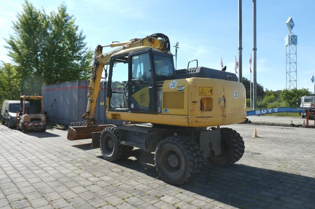 Wheel excavator KOMATSU HANOMAG Mobilbagger PW140-7 Mobilbagger