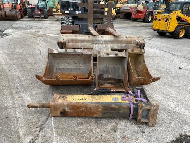 Wheel excavator Mecalac 12 MTX