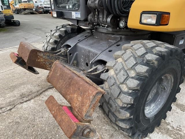 Wheel excavator Mecalac 12 MTX