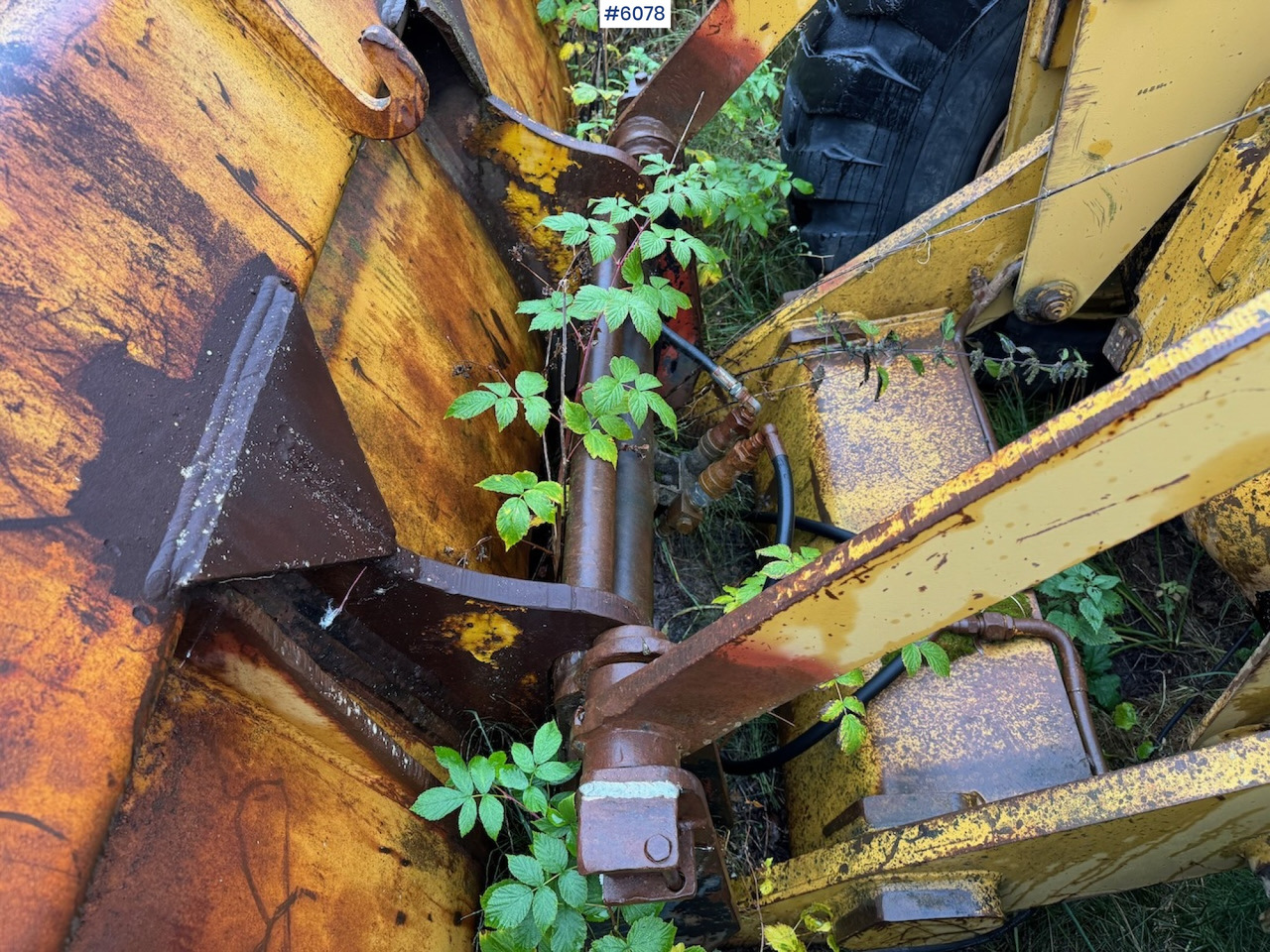 Wheel loader 1986 Fiat-Allis 645-B Wheel Loader.