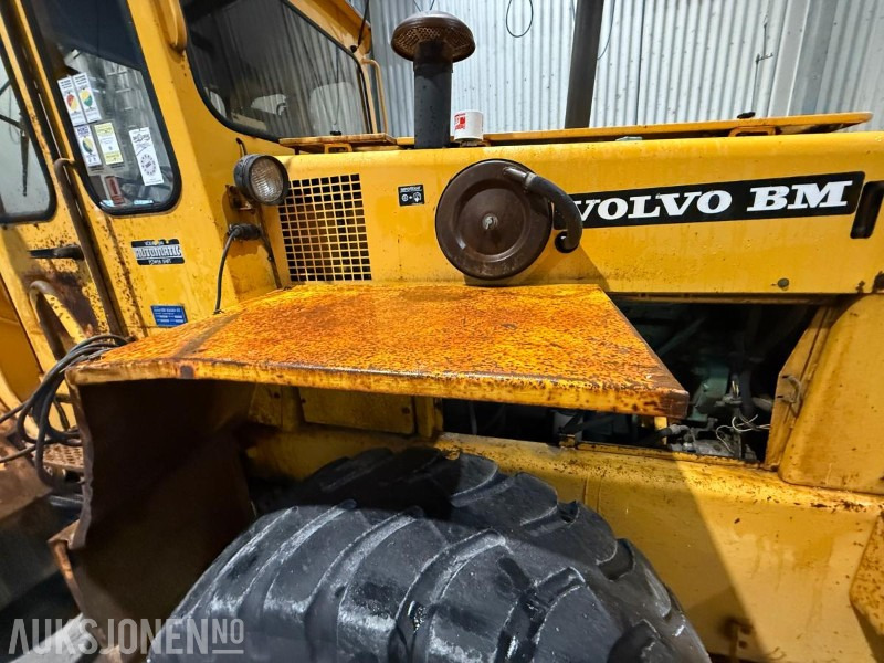 Wheel loader 1986 Volvo L90 Hjullaster med skuffe