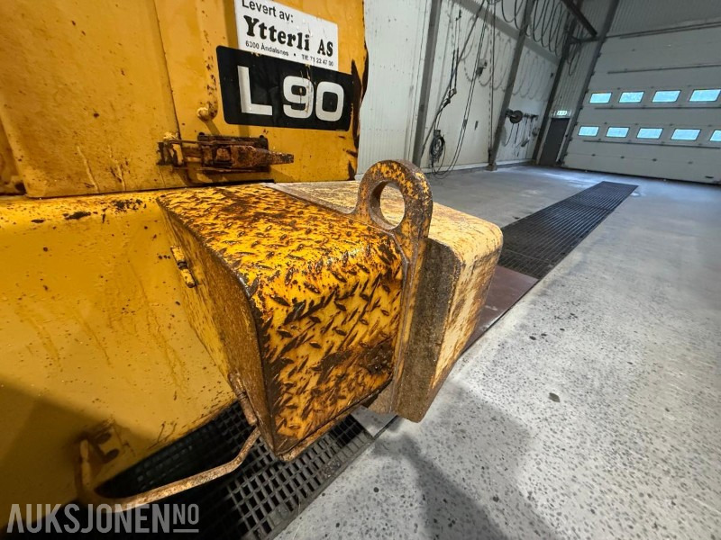 Wheel loader 1986 Volvo L90 Hjullaster med skuffe