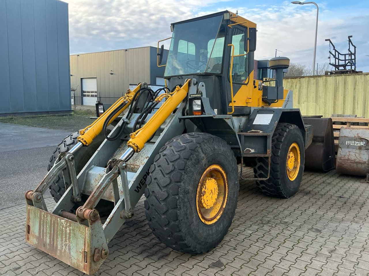 Wheel loader 1995 WORK ETHIC WG35B SHOVEL