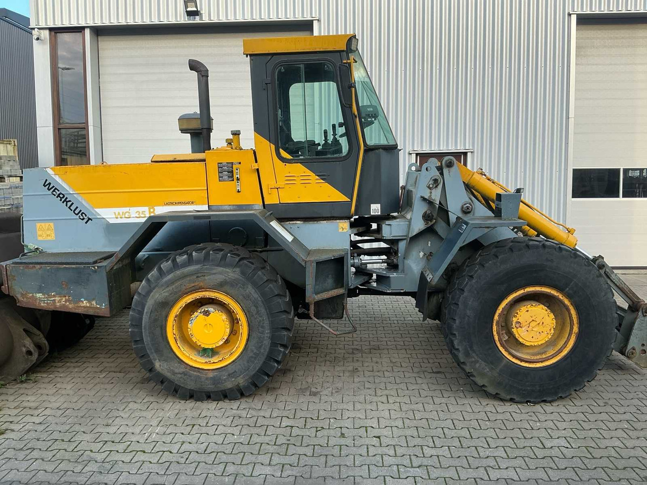 Wheel loader 1995 WORK ETHIC WG35B SHOVEL