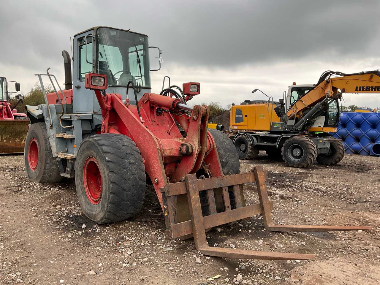 Wheel loader 1996 KOMATSU WH320-3H WHEEL LOADER