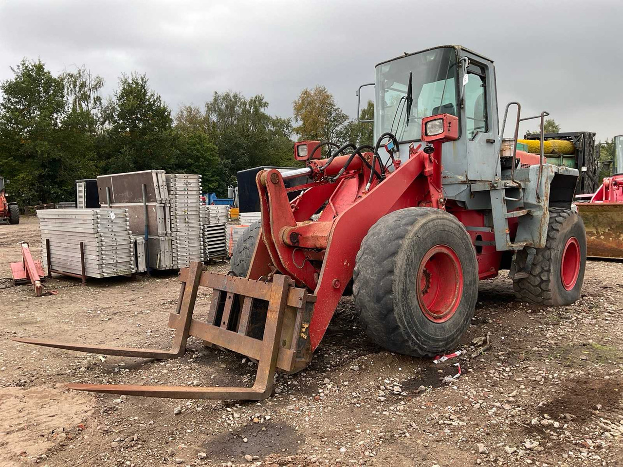 Wheel loader 1996 KOMATSU WH320-3H WHEEL LOADER