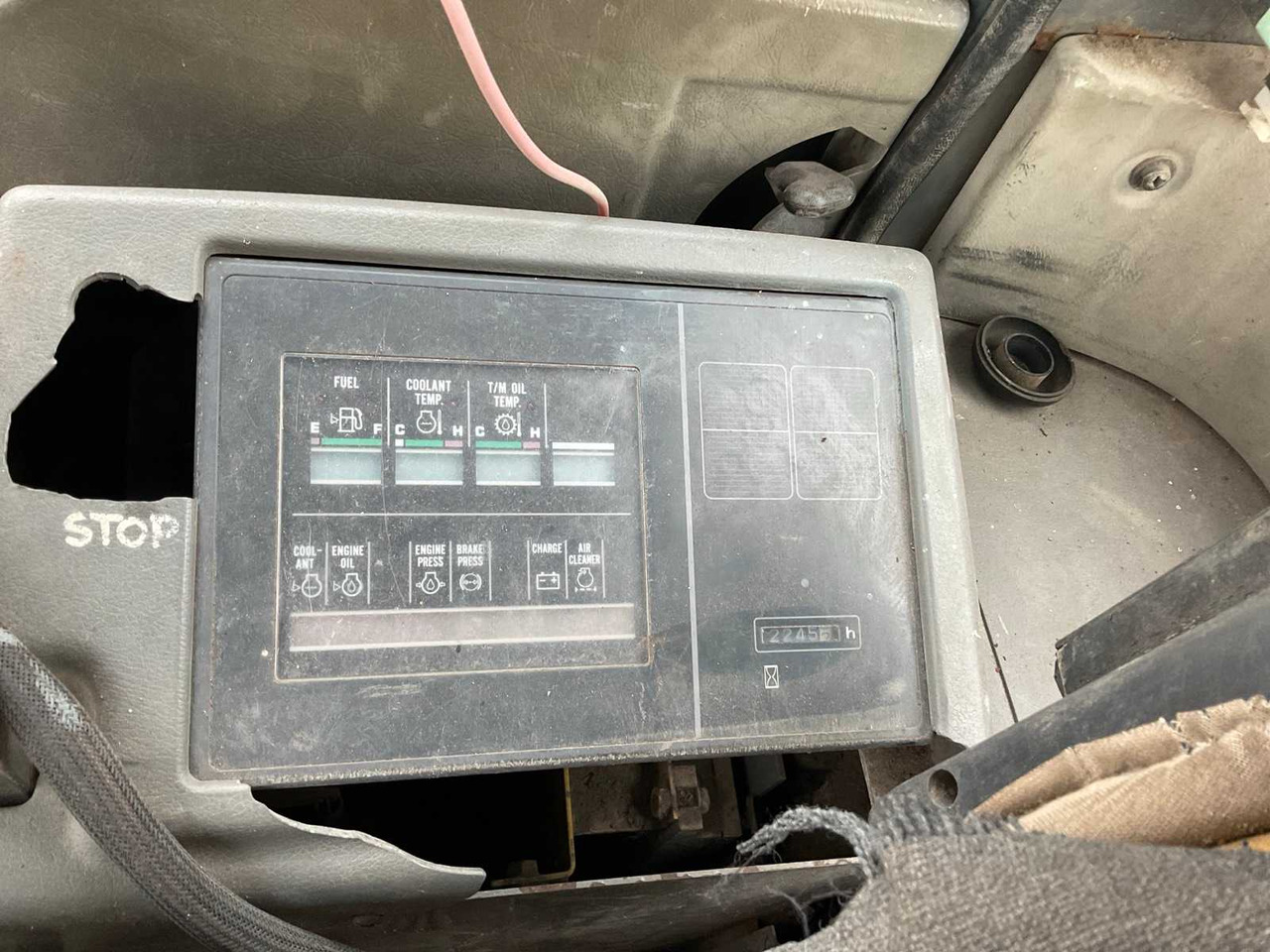 Wheel loader 1996 KOMATSU WH320-3H WHEEL LOADER