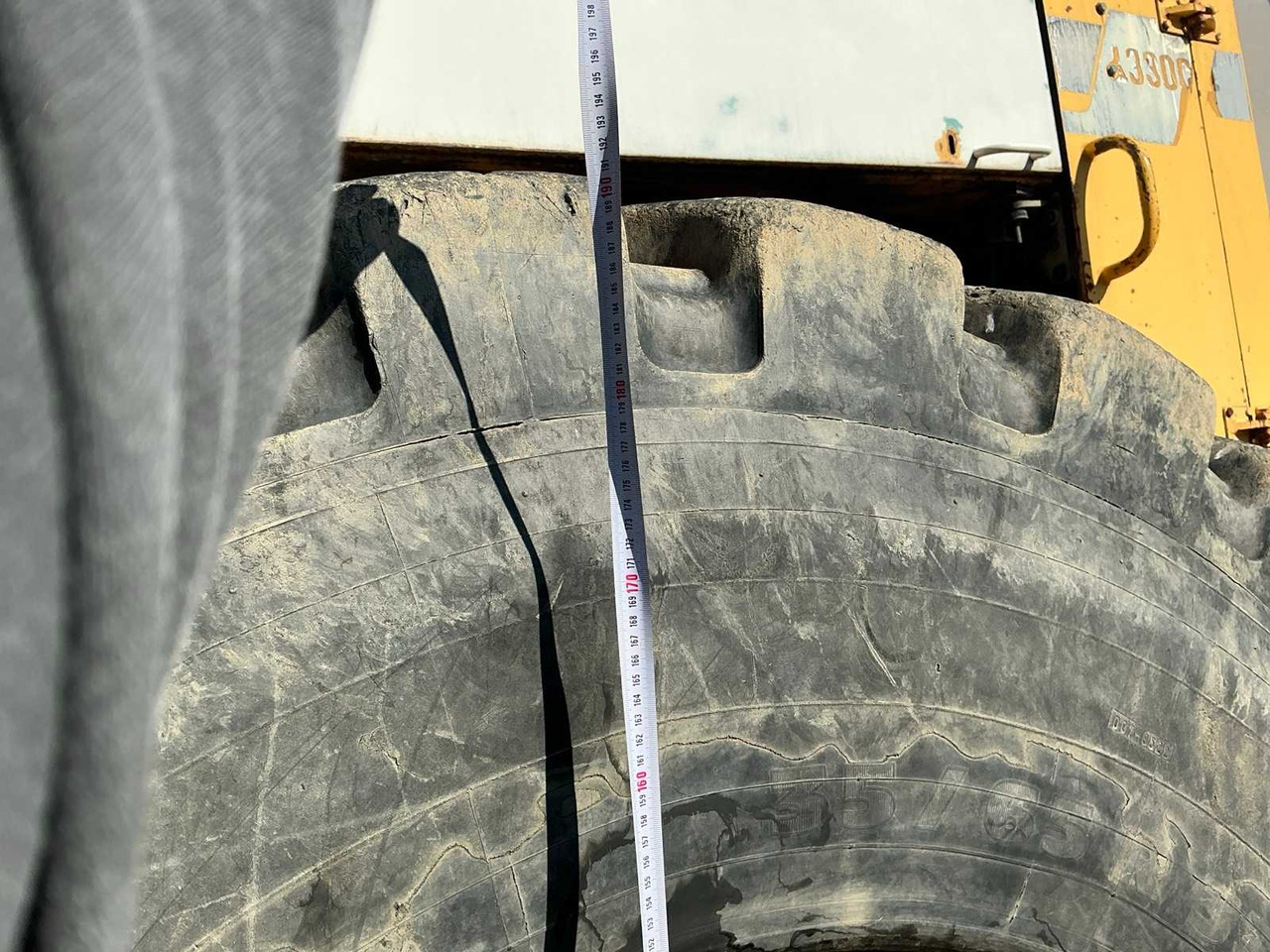 Wheel loader 1998 VOLVO L330B WHEEL LOADER