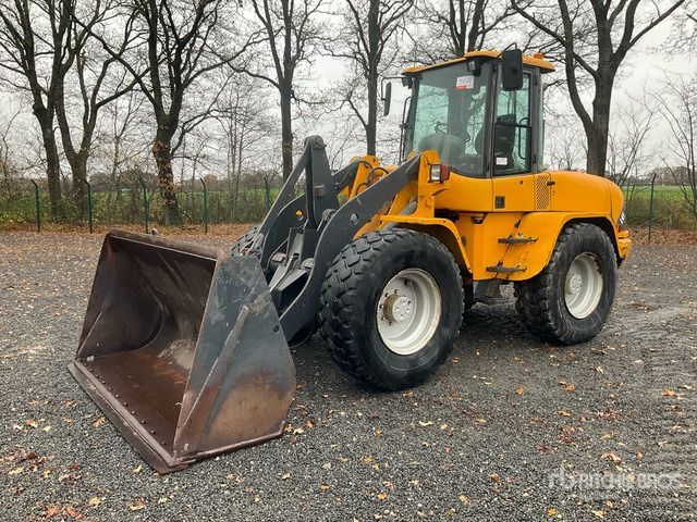 Wheel loader 1998 Volvo L45 Wheel Loader