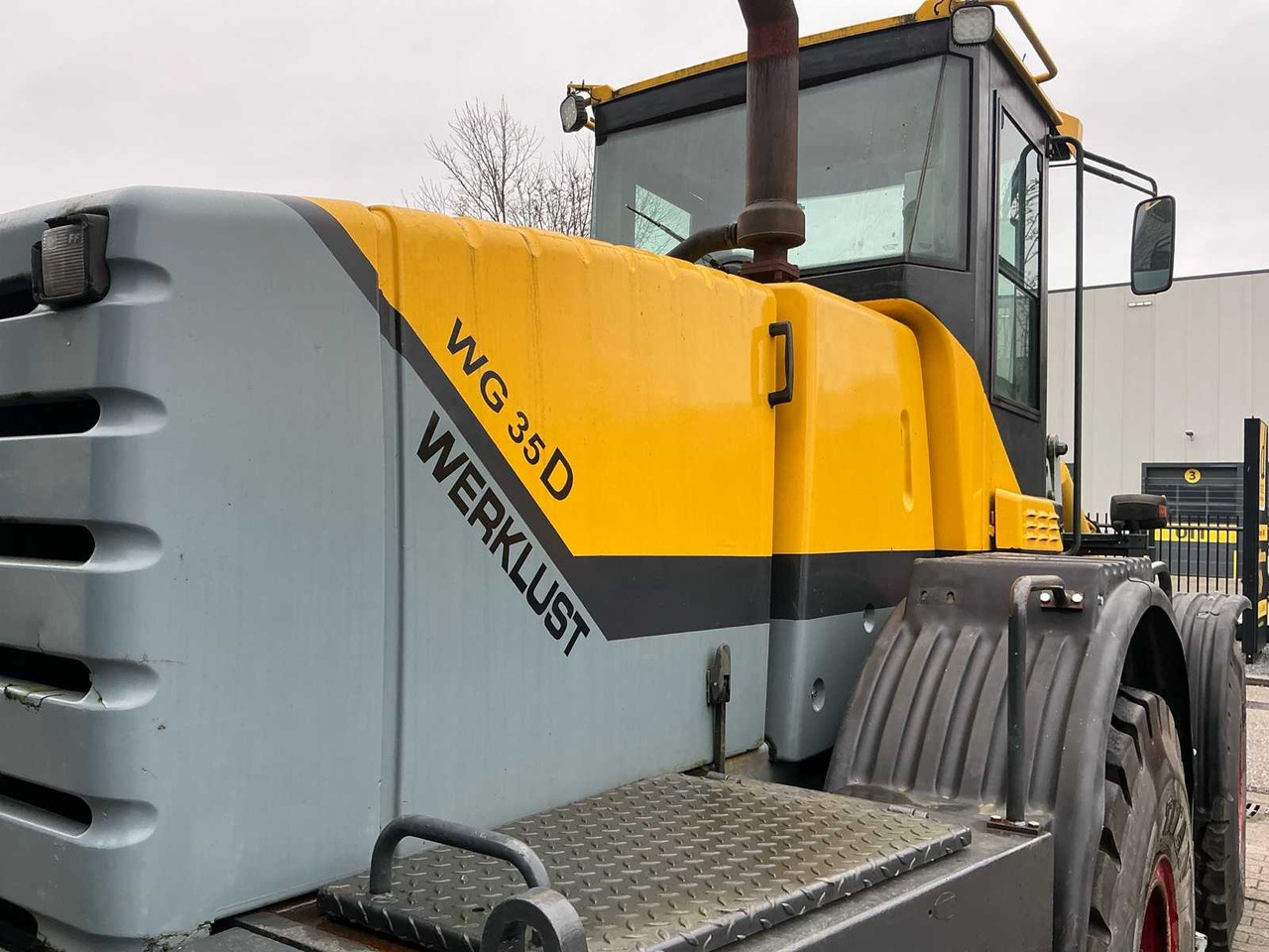 Wheel loader 2000 WORK ETHIC WG35D SHOVEL