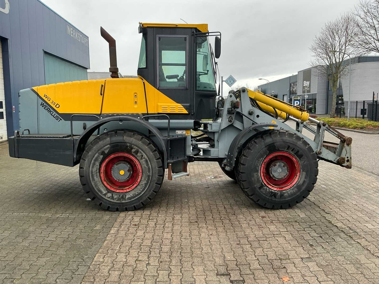 Wheel loader 2000 WORK ETHIC WG35D SHOVEL