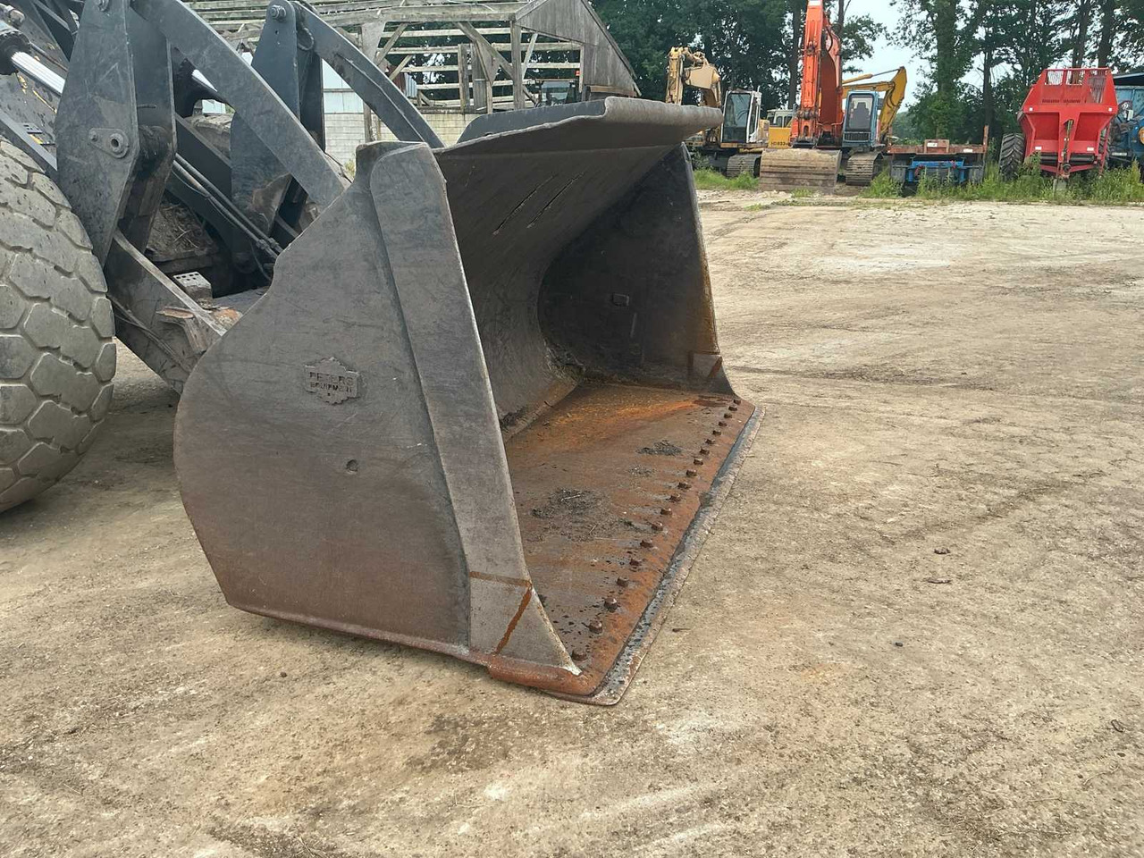 Wheel loader 2001: LJUNGBY L17 SHOVEL