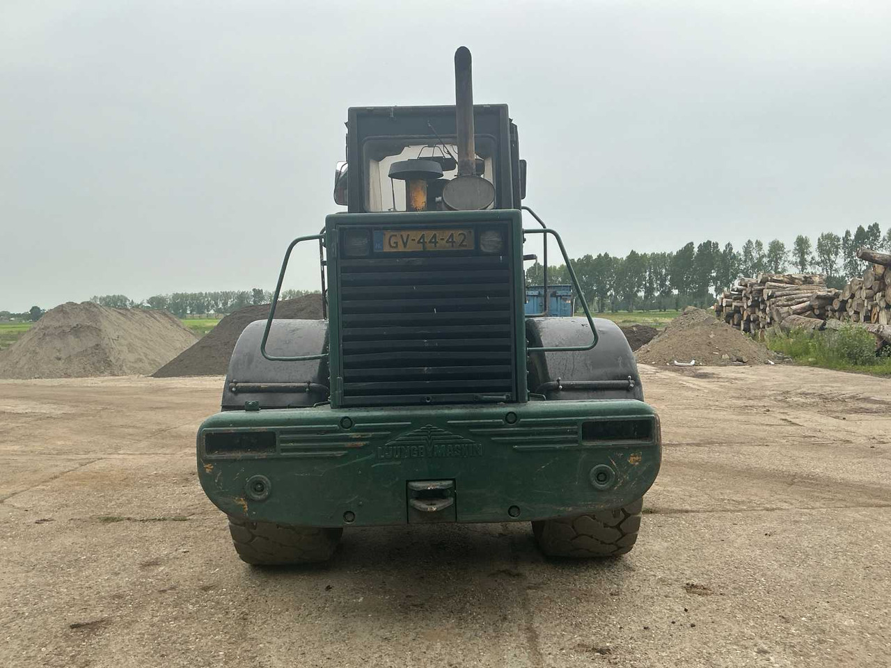 Wheel loader 2001: LJUNGBY L17 SHOVEL