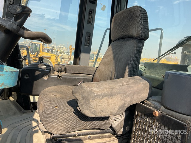 Wheel loader 2003 Cat 966G Series II Wheel Loader