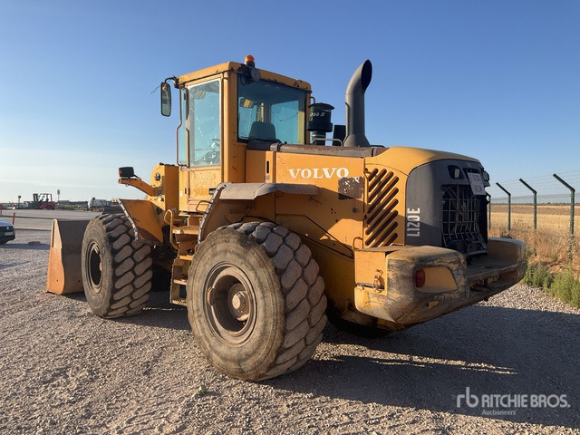 Wheel loader 2003 Volvo L120E Wheel Loader