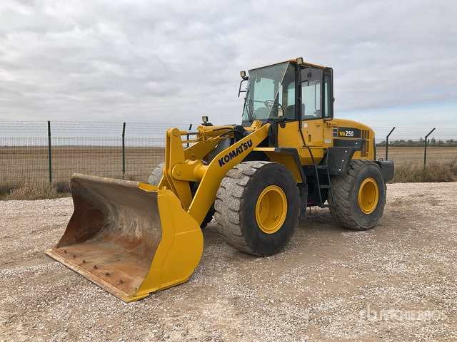 Wheel loader 2004 Komatsu WA250-5H Wheel Loader