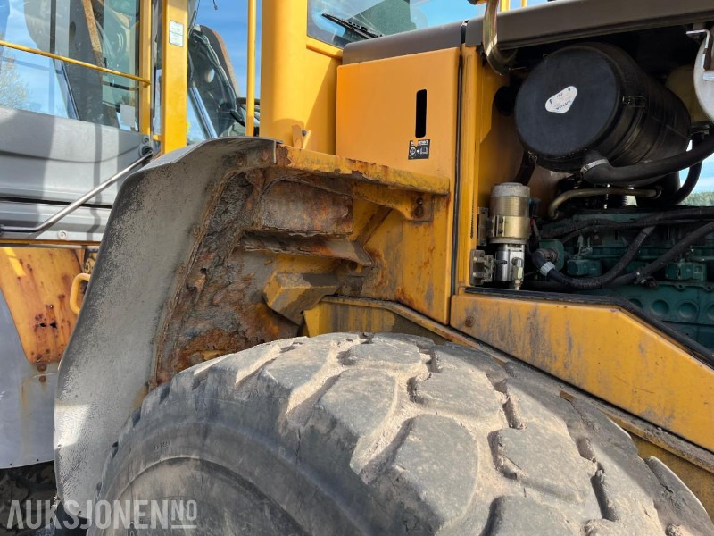 Wheel loader 2004 Volvo L110E