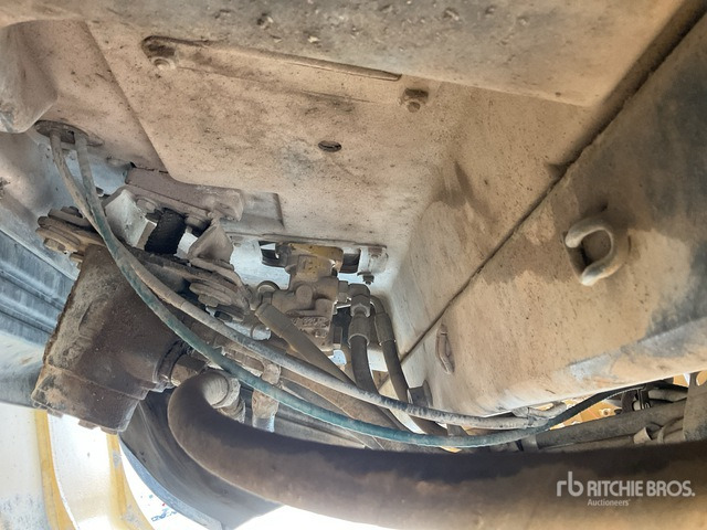 Wheel loader 2005 Cat 966G Series II