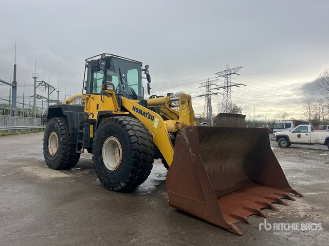 Wheel loader 2005 Komatsu WA320-5H Wheel Loader