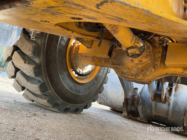 Wheel loader 2005 Volvo L180E Wheel Loader