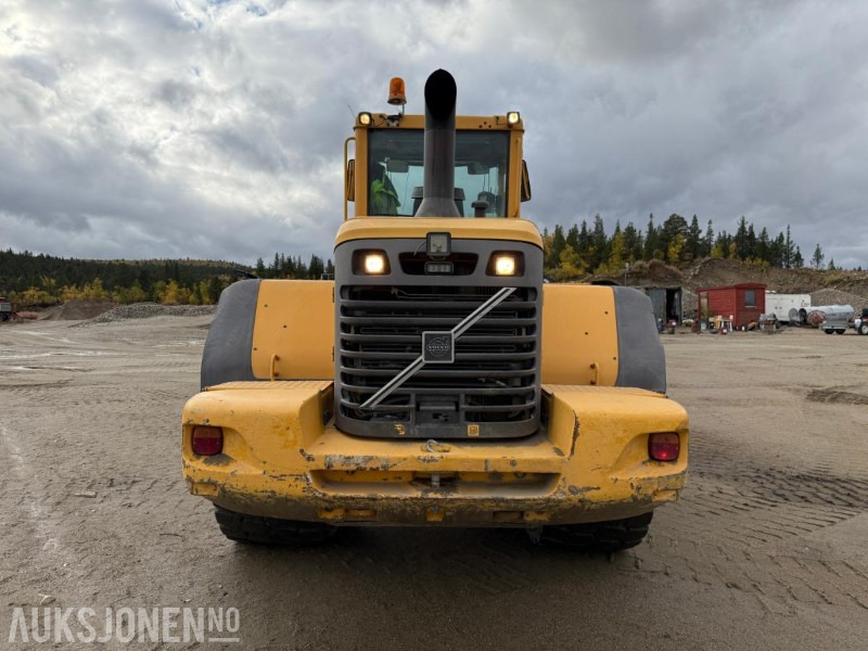 Wheel loader 2006 Volvo L120E - Sentralsmøring - 14887 timer