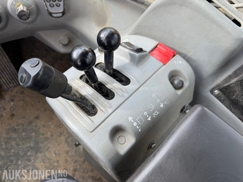 Wheel loader 2006 Volvo L120E - Sentralsmøring - 14887 timer