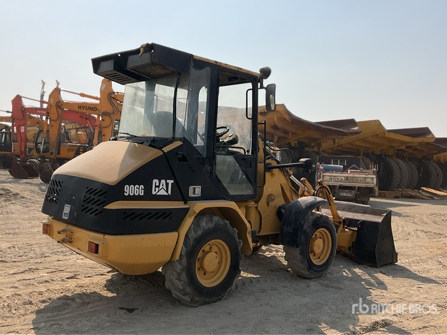Wheel loader 2007 Cat 906