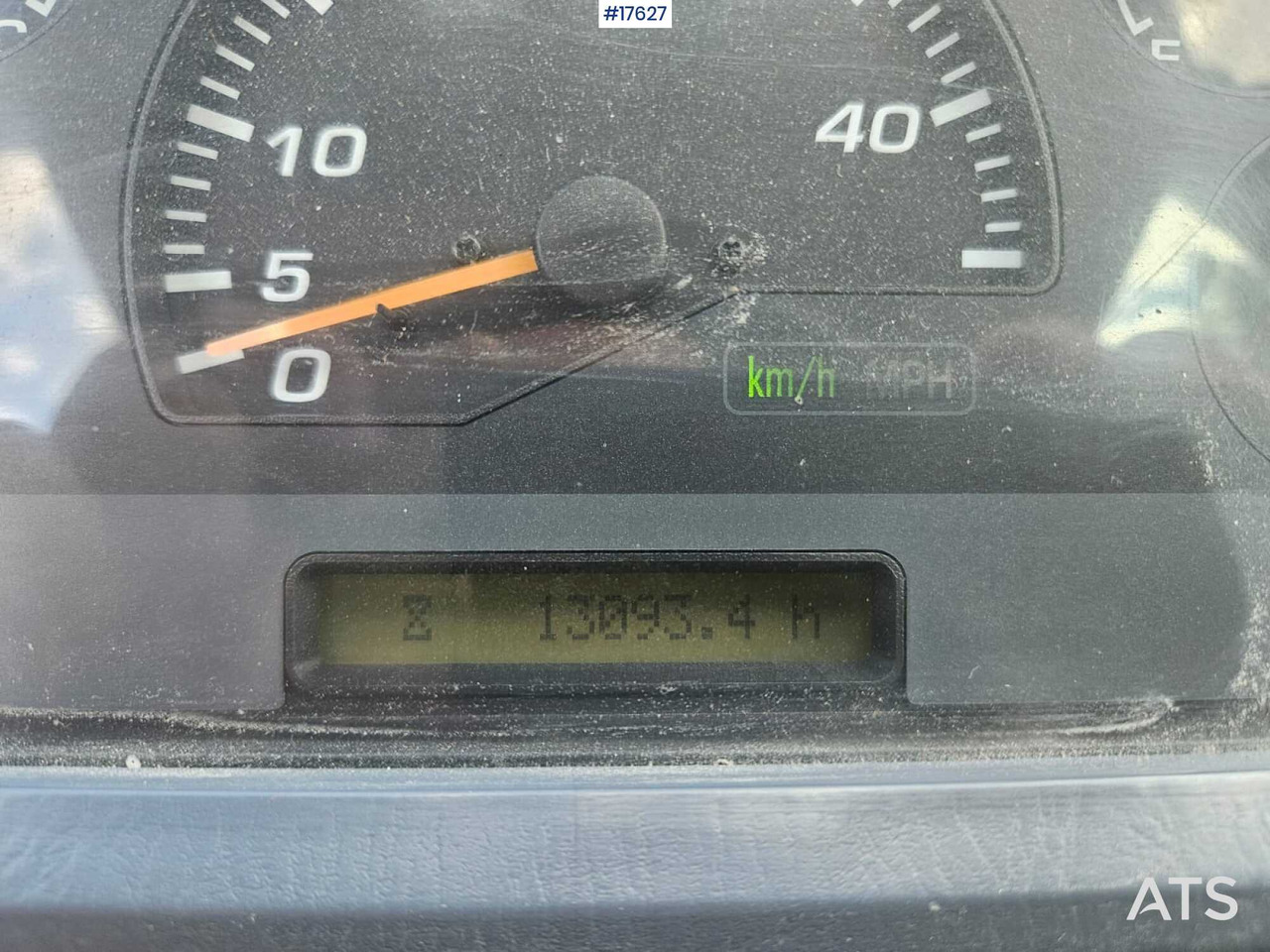 Wheel loader 2008 Komatsu WA 320-5