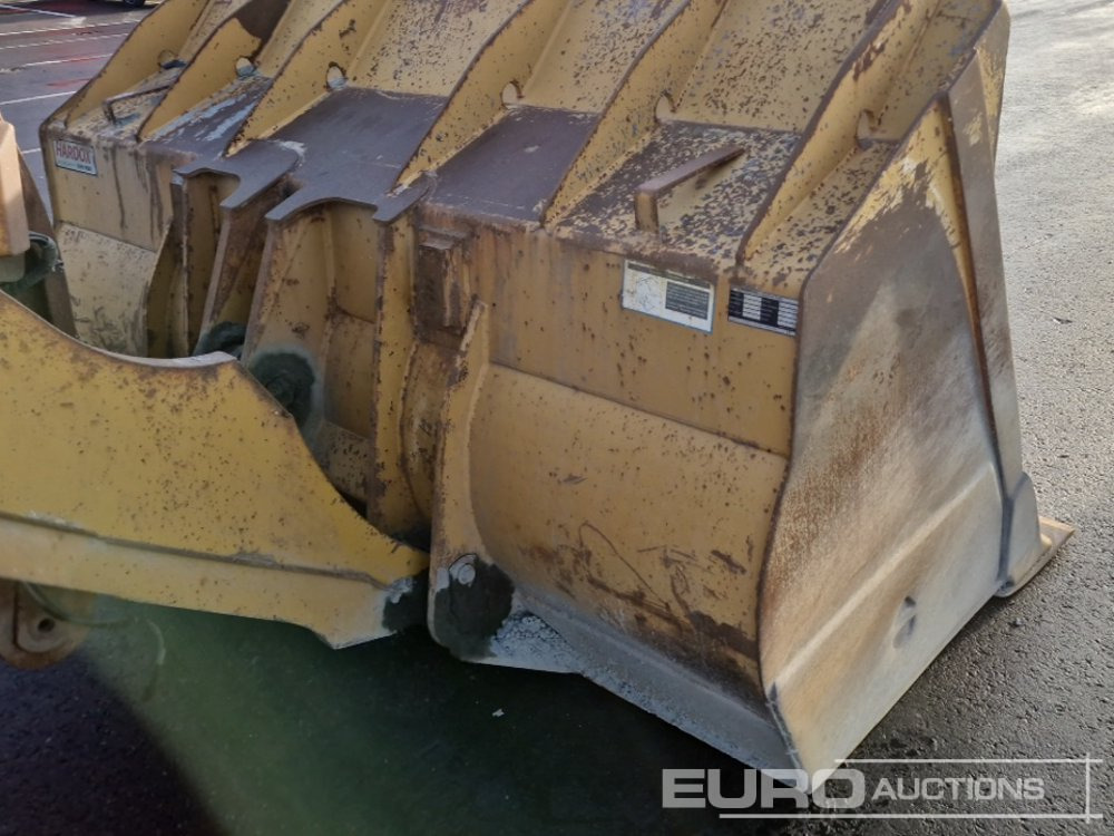 Wheel loader 2011 CAT 966H