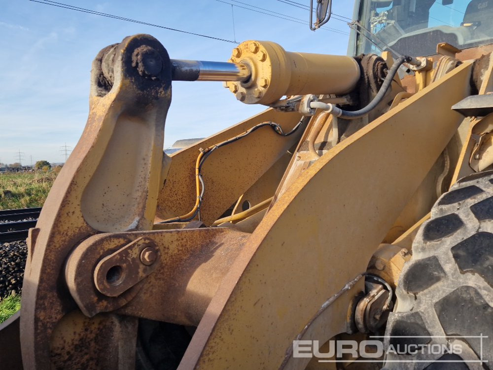 Wheel loader 2011 CAT 966H