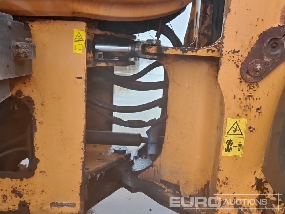 Wheel loader 2011 Case 821F