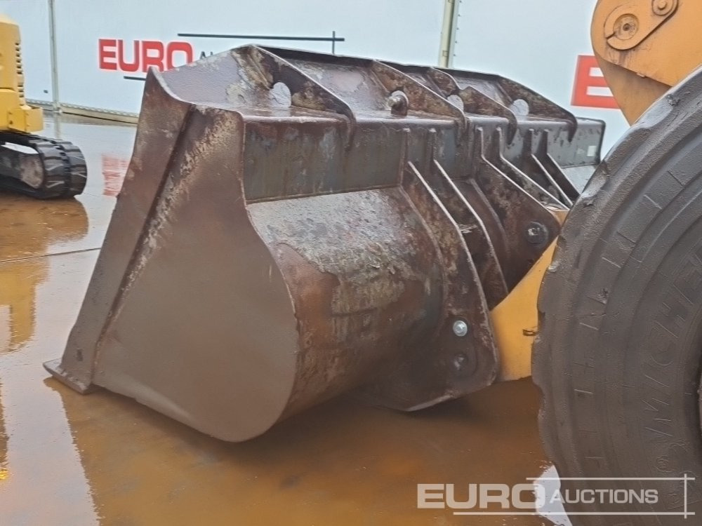 Wheel loader 2011 Case 821F