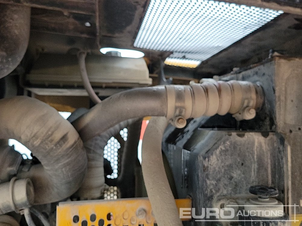 Wheel loader 2011 JCB 411HT