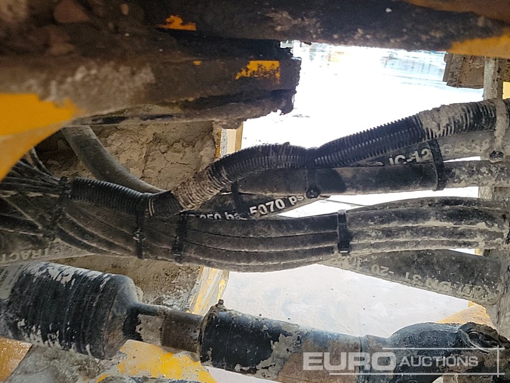 Wheel loader 2011 JCB 411HT