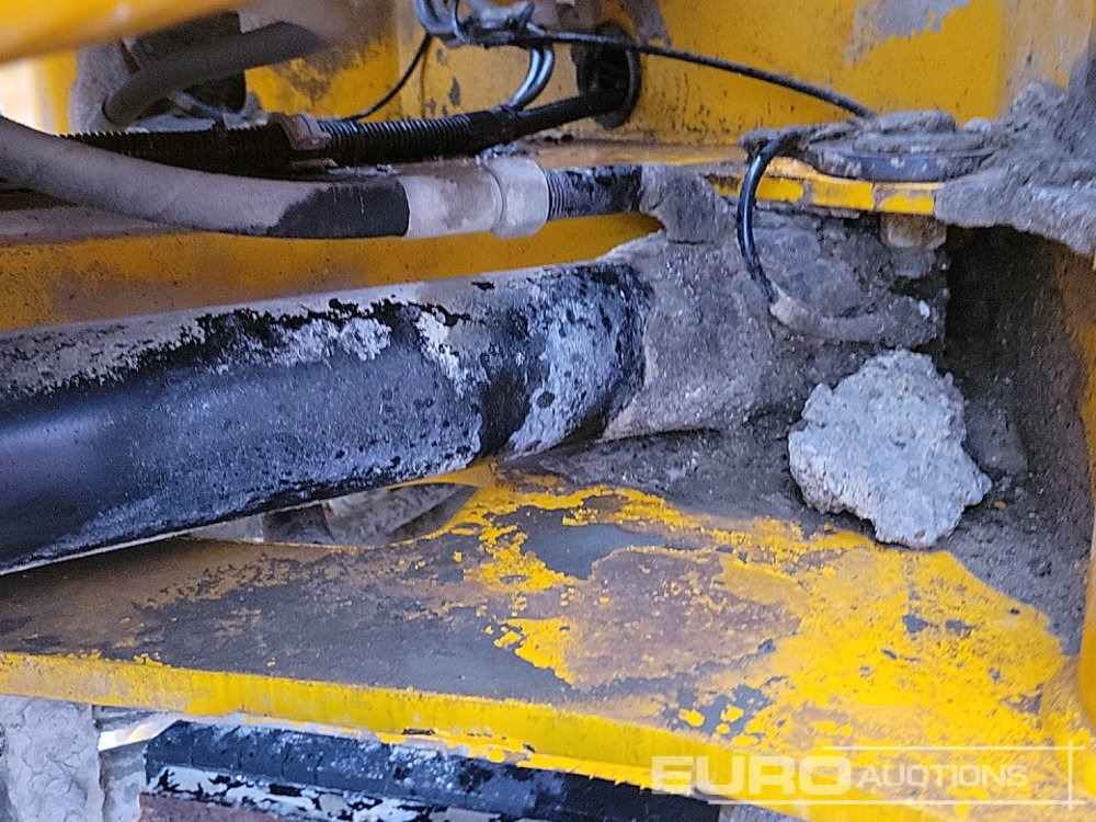 Wheel loader 2011 JCB 411HT