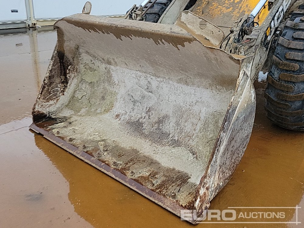 Wheel loader 2011 JCB 411HT