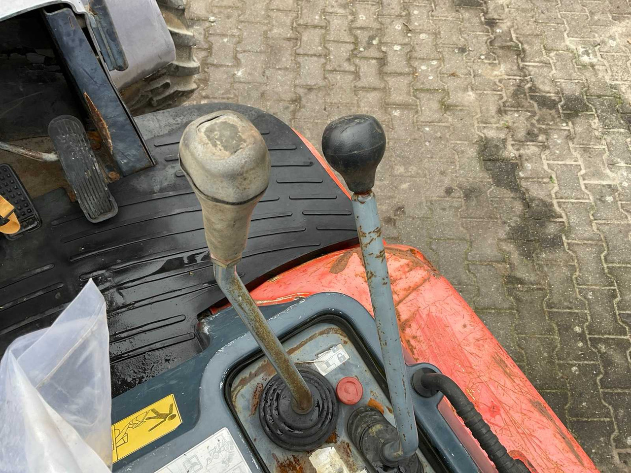 Wheel loader 2011 KUBOTA R520NH SHOVEL