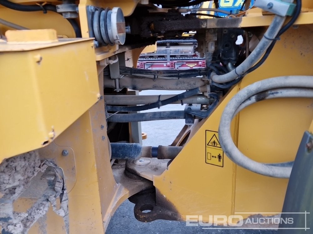 Wheel loader 2013 Volvo L120G