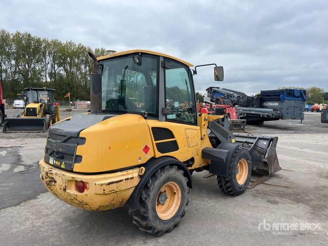 Wheel loader 2013 Volvo L25F-Z Telescopic Boom Lift