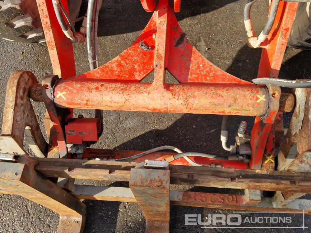 Wheel loader 2013 Volvo L30G