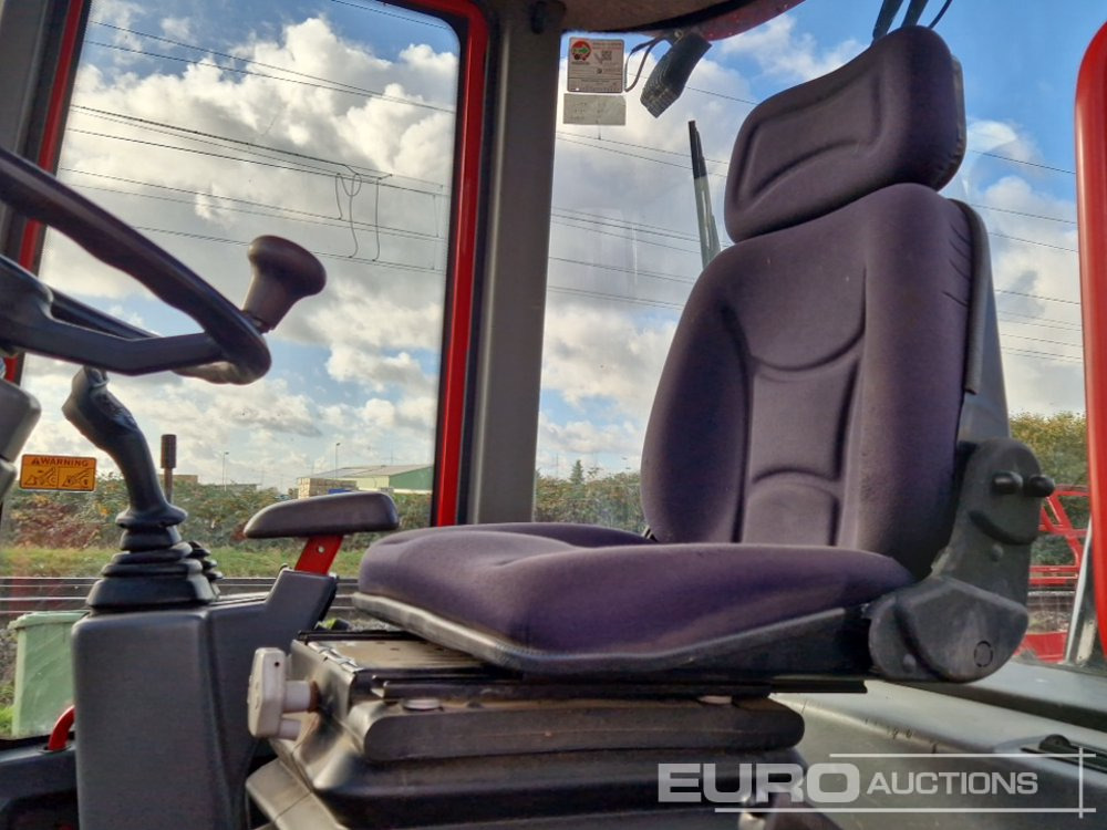 Wheel loader 2013 Volvo L30G