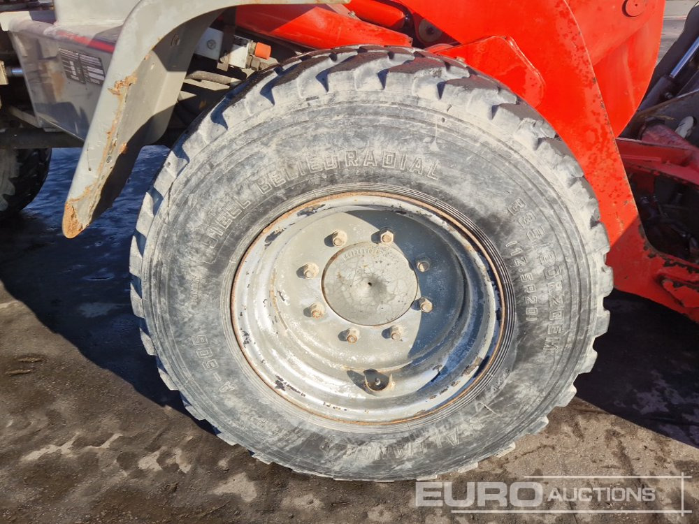 Wheel loader 2013 Volvo L30G