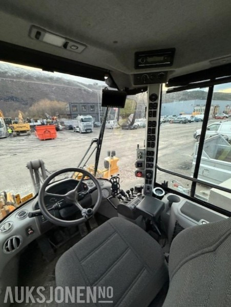 Wheel loader 2013 Volvo L70G