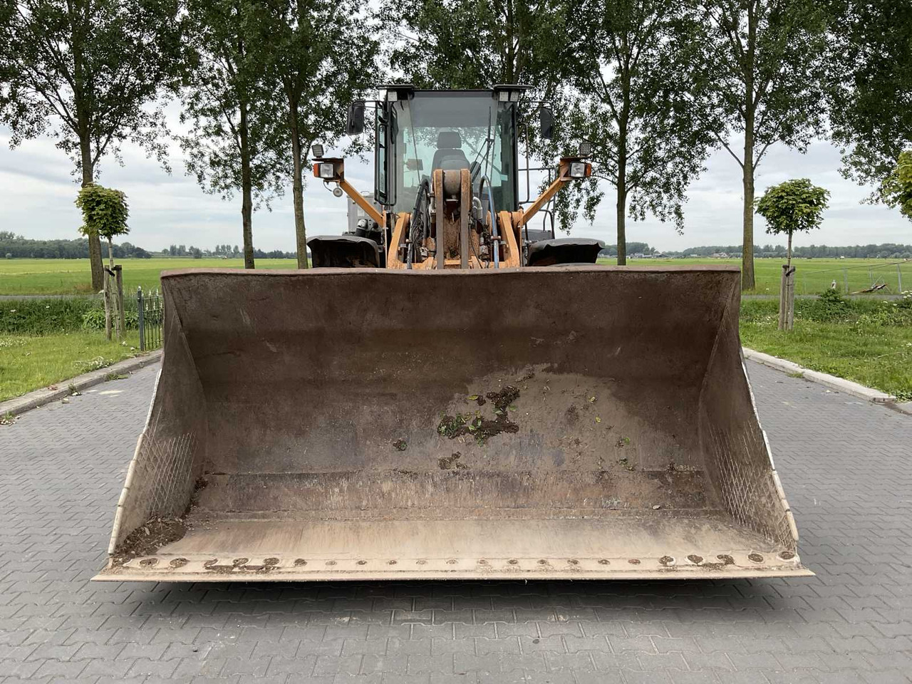 Wheel loader 2014 CASE 1021F SHOVEL