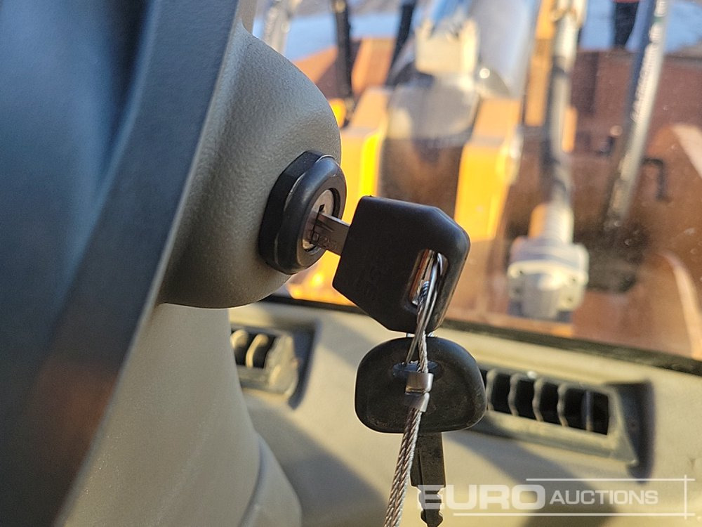 Wheel loader 2014 Case 1121F