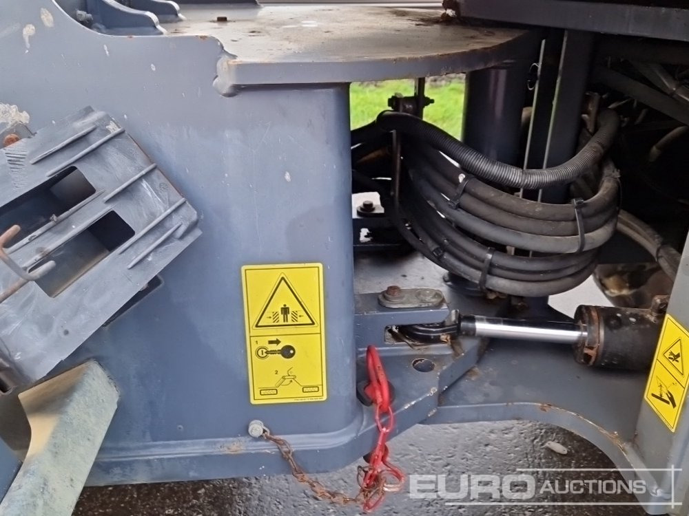 Wheel loader 2014 Terex TL100