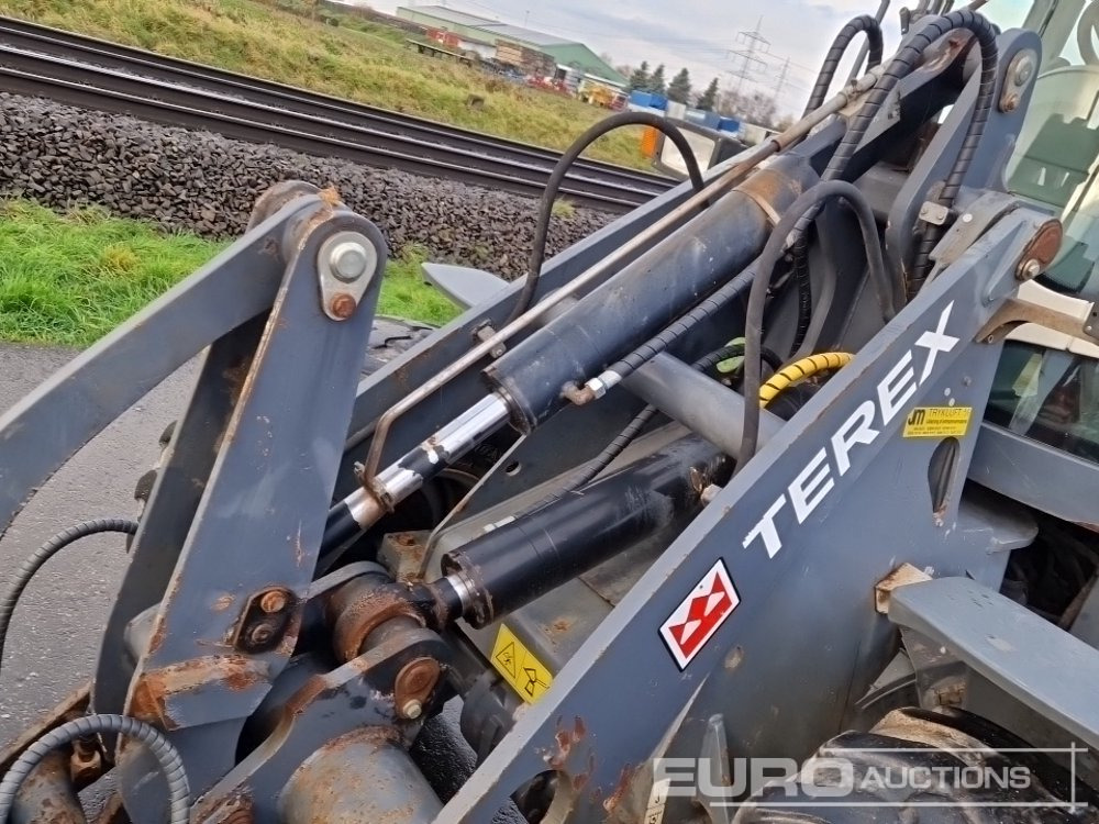 Wheel loader 2014 Terex TL100