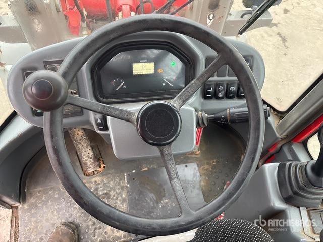 Wheel loader 2014 Volvo L30G Wheel Loader