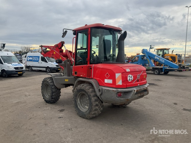 Wheel loader 2015 Volvo L30G Wheel Loader